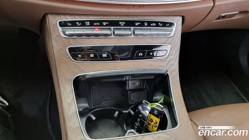 Mercedes-Benz E-Class W213 E300e 4MATIC Exclusive (05.2021)