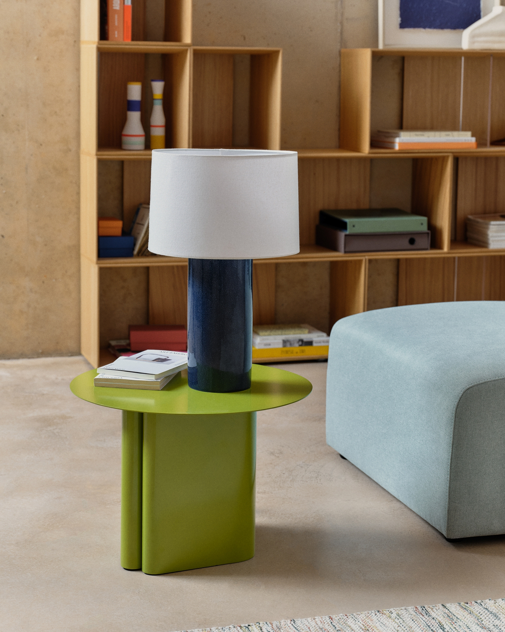 Столик Arvin из железа зеленого цвета Ø 55 см