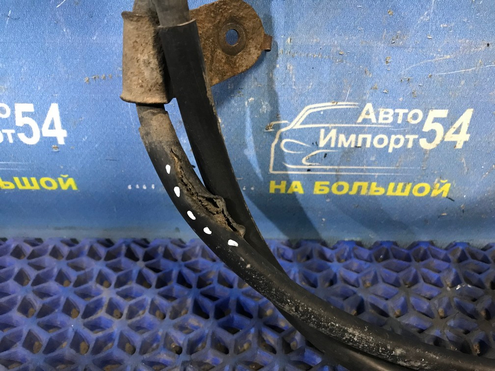 Трос ручника левый NISSAN BLUEBIRD 1993