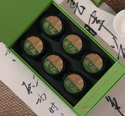 269124.3 Набор подарочный ВПЕЧАТЛЕНИЕ 6 банок, размер 5,5*4,2см, коробка, сумка, картон/ жесть зелен