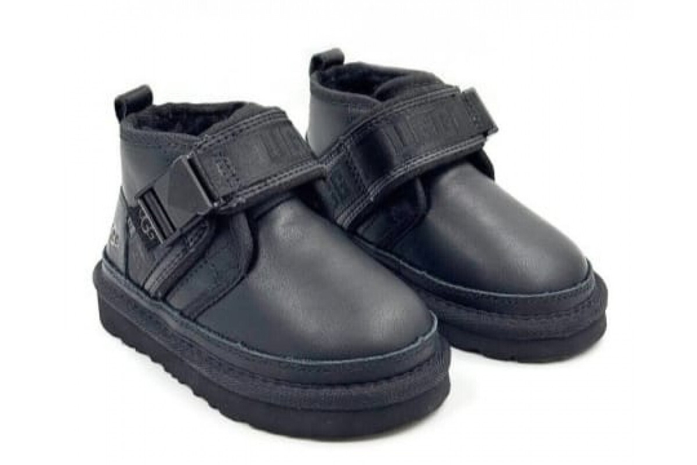 UGG Kids Neumel Snapback Leather Black