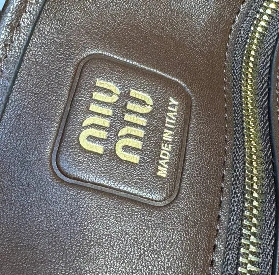 Сумка MIU MIU Aventure, тёмно-коричневый