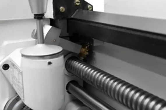 Токарный станок SGSK CA6250B