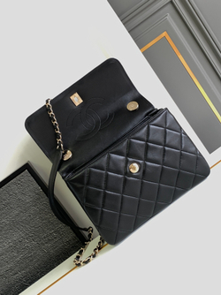 Chanel Trendy 25 cm