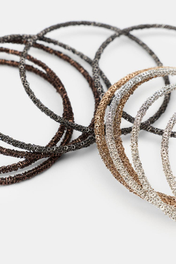 ZARA НАБОР КОМБИНИРОВАННЫХ МЕТАЛЛИЧЕСКИХ БРАСЛЕТОВ, РАЗНОЦВЕТНЫЙ
