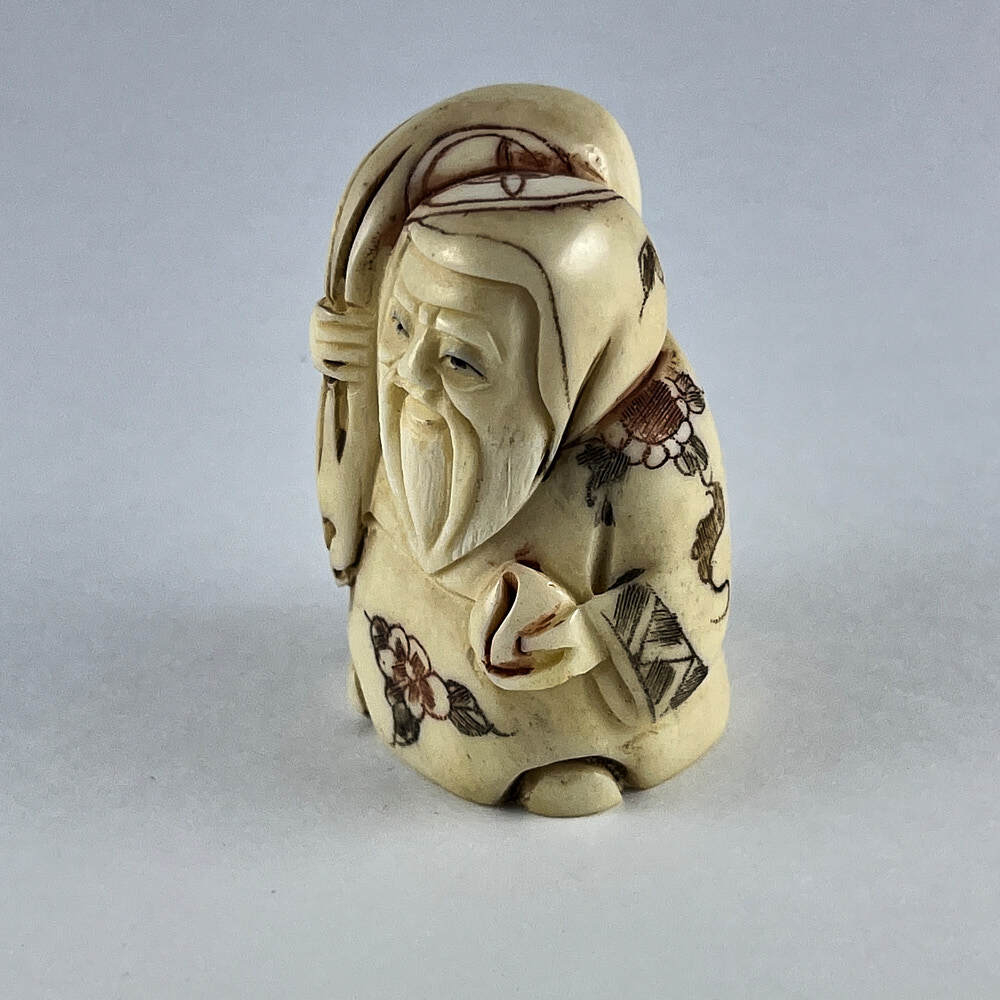 Статуэтка нэцкэ Бог Фукурокудзю с мешком риса и персиком