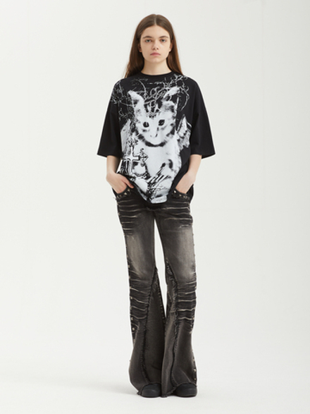 Топ Silent Vow Black Sigil Cursive Graphic Eyelet Neck