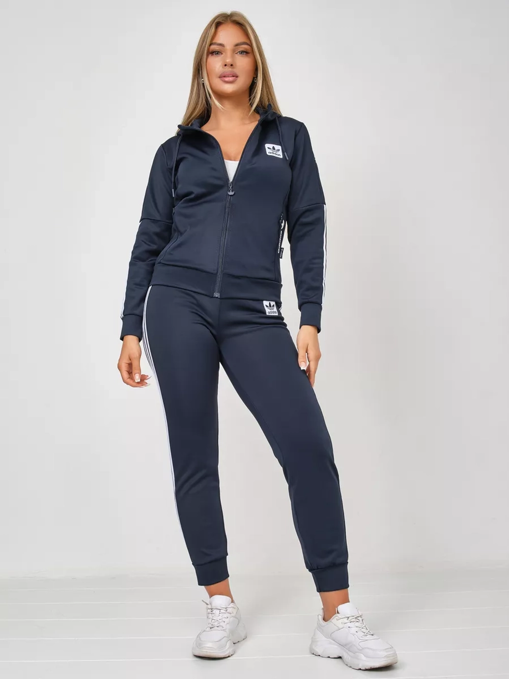 костюм спортивный с капюшоном Adidas на молнии брючной