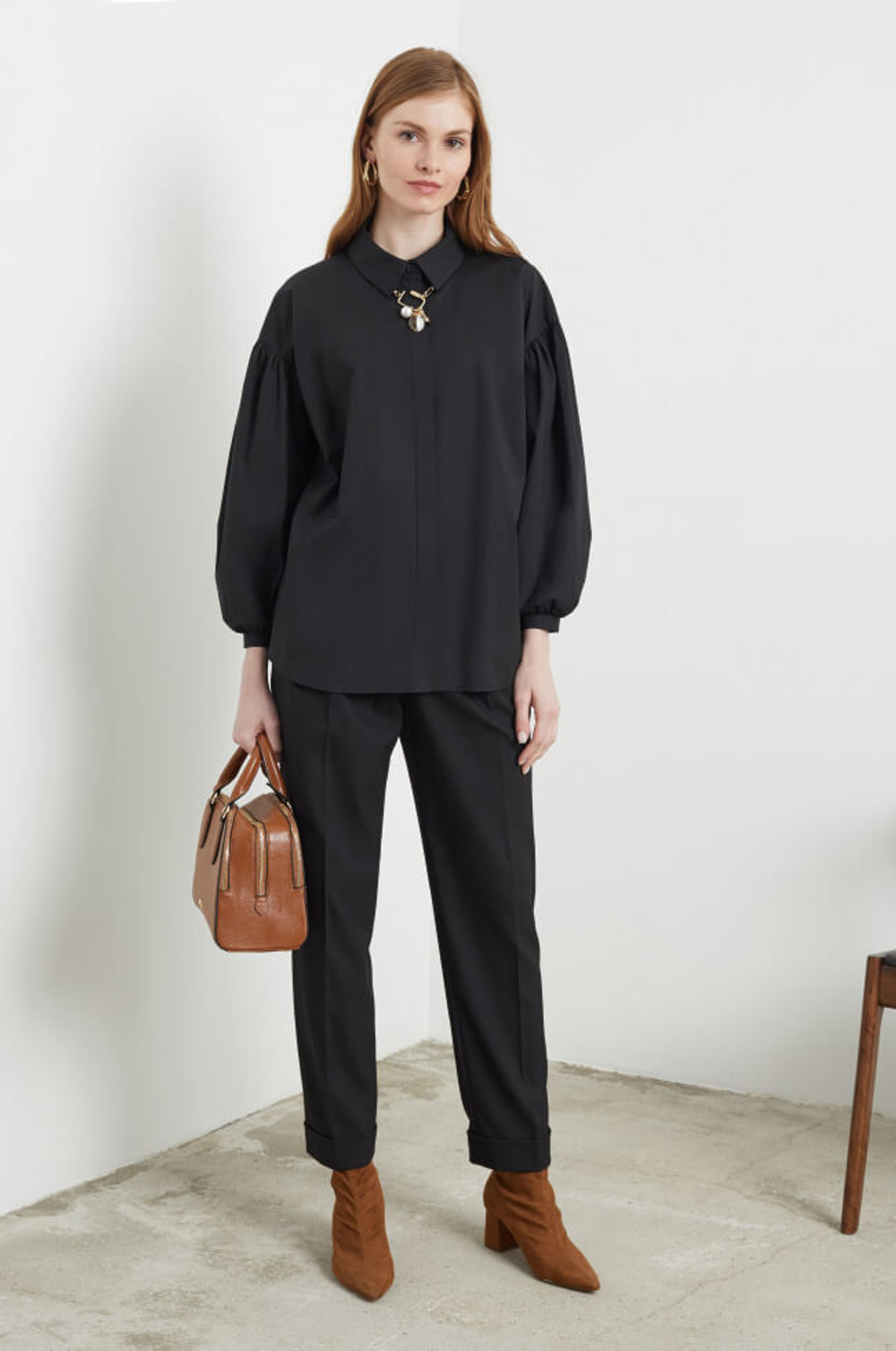 22217 Блузка женская (черный)