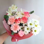 Букет "Воздушный" из роз, гвоздик, хризантем, альстромерий, диантусов и хлопка