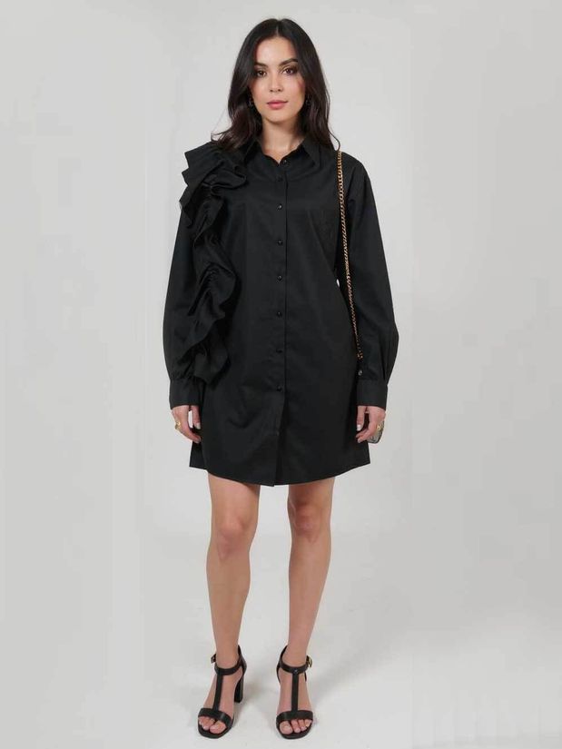 Платье-рубашка с воланом по плечу , черное
