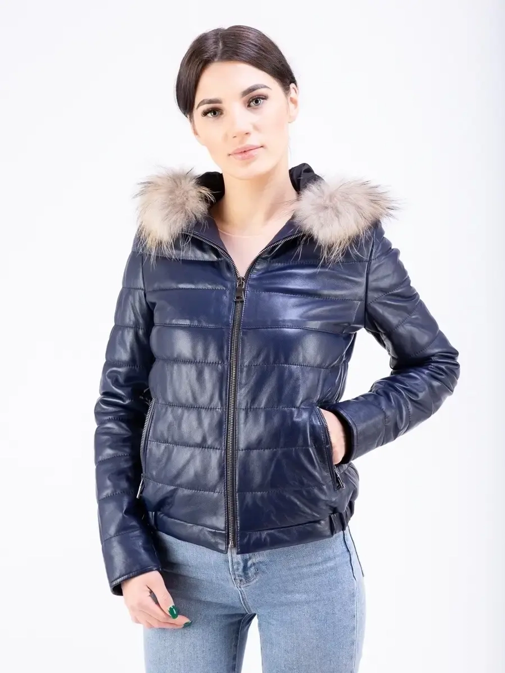 Куртка женская из натуральной кожи с капюшоном Турция