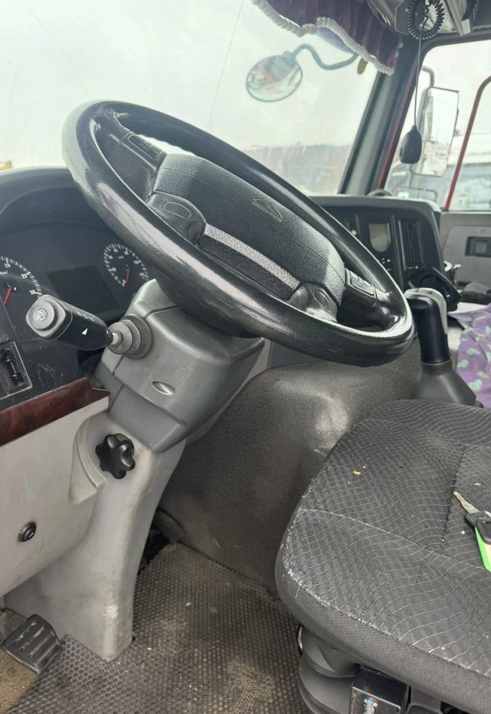 Howo ZZ* 6x6 Самосвал ZZ3327S3857E (Дизельный, 9,7 л, 373 л.с., МТ)
