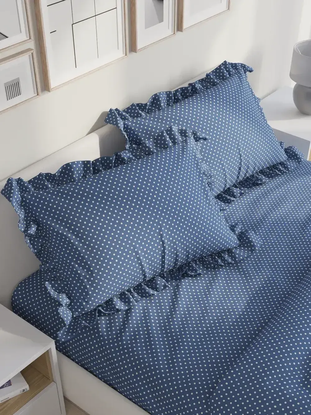 Декоративная наволочка с рюшами, оборками "Ассоль" 40х60 см, 1 шт, без молнии