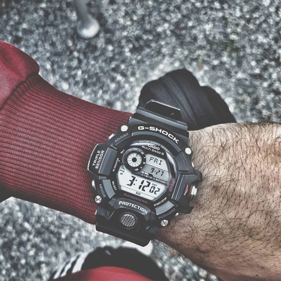 Мужские часы Casio G-Shock GW-9400-1E