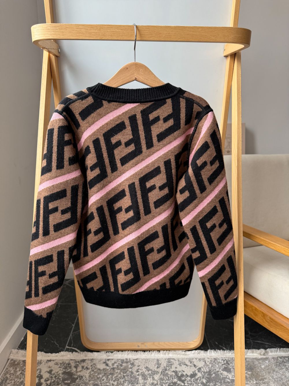 Шерстяной кардиган Fendi, 128