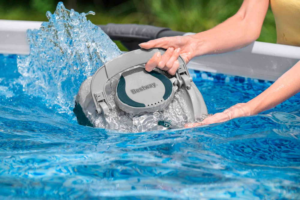 Автономный робот-пылесос для очистки дна бассейна Aquatronix G150 Bestway (58960)