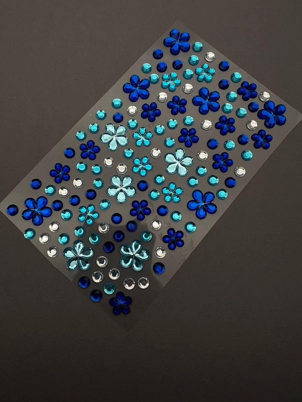 1843 Наклейки для ногтей, лица и тела микс с цветочками синие/голубые