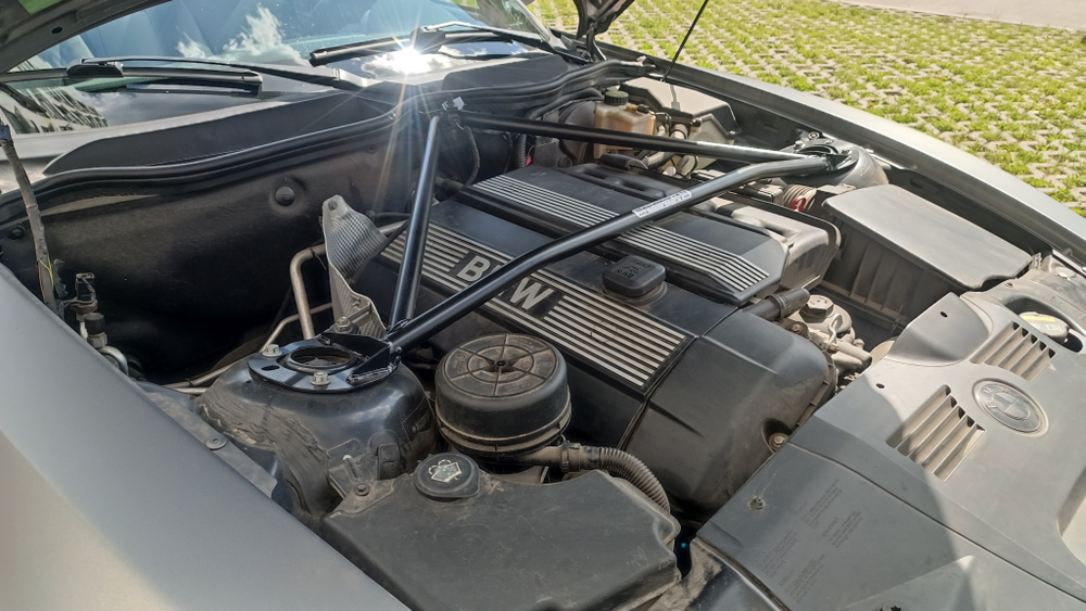 Распорка передних стоек треугольная (цельная) BMW Z4 E85, E86 ДО рестайлинг с M54 (ПОД ЗАКАЗ)