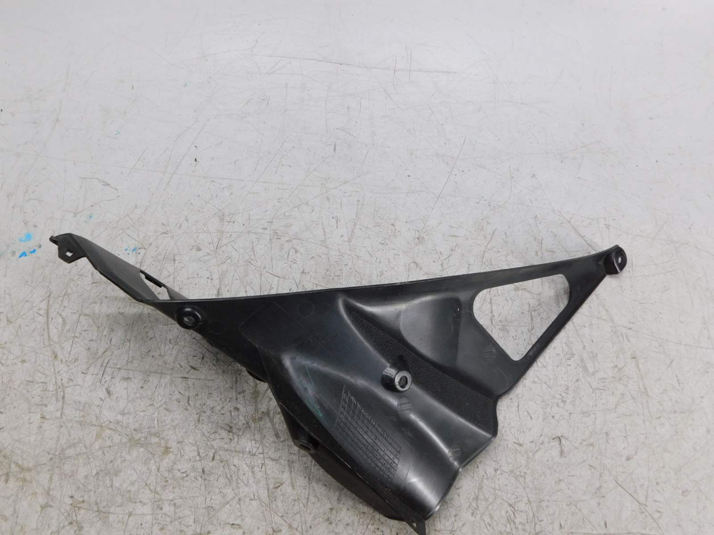 Пластик внутренний правый Kawasaki Ninja 650 EX650 55028-0377