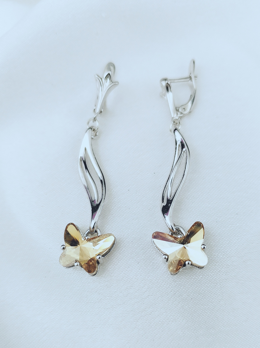 "Рамболь" серьги в родиевом покрытии из коллекции "Ах! Лето..." от Jenavi с английским замком