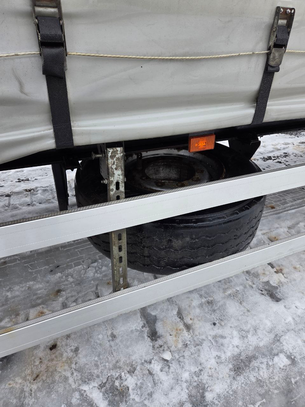 Туймазинский завод автобетоновозов 5885* Полуприцеп шторный 588510