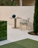 Уличный стол Sedalis из стали со столешницей из серо-коричневого алюминия Ø80 см