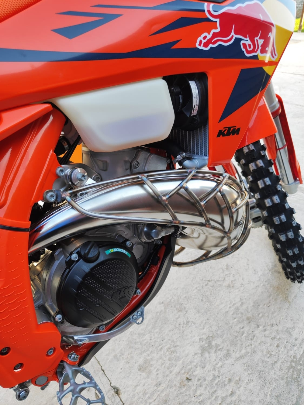 Custom Enduro Защита резонатора KTM EXC300 TBI клетка прут