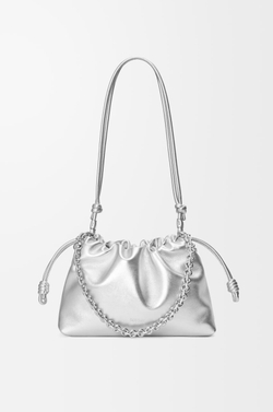 Loewe Средняя сумка-клатч Flamenco из ламинированной овечьей кожи, серебряный
