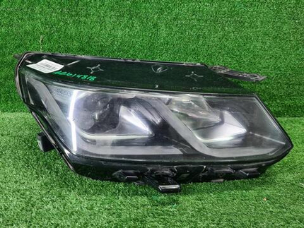 Битая Фара правая Geely Coolray (19-23) галоген