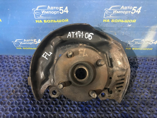 Ступица передняя левая TOYOTA CARINA 1990