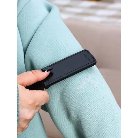 Щётка для одежды складная, 0,6×3,5×9,5 см, цвет чёрный