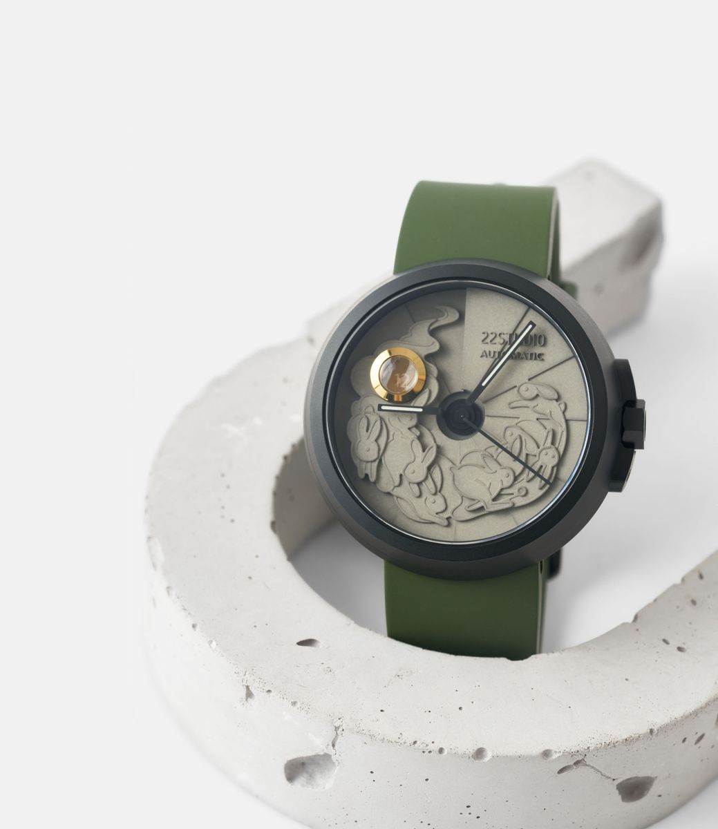 22 Studio Limited Rabbit Edition Moss Green — часы с циферблатом из бетона (45 мм)