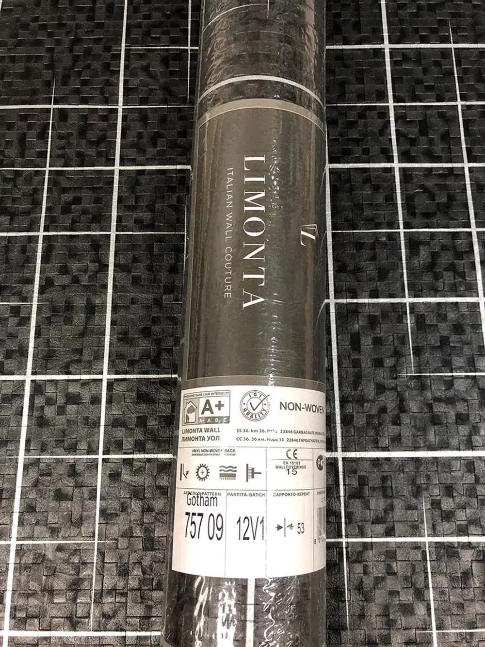 Обои флизелиновые 75709 Gotham Италия