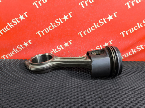 Поршень с шатуном