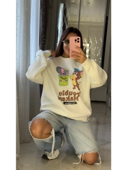 Свитшот женский с мультяшным принтом oversize