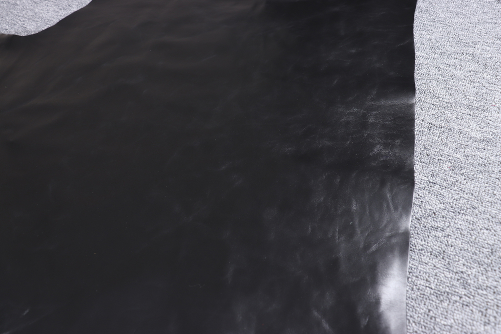 Уценка: 0,8-1,0 мм Кожа Галантерейная КРС Чёрная Ривьера 122 дм²