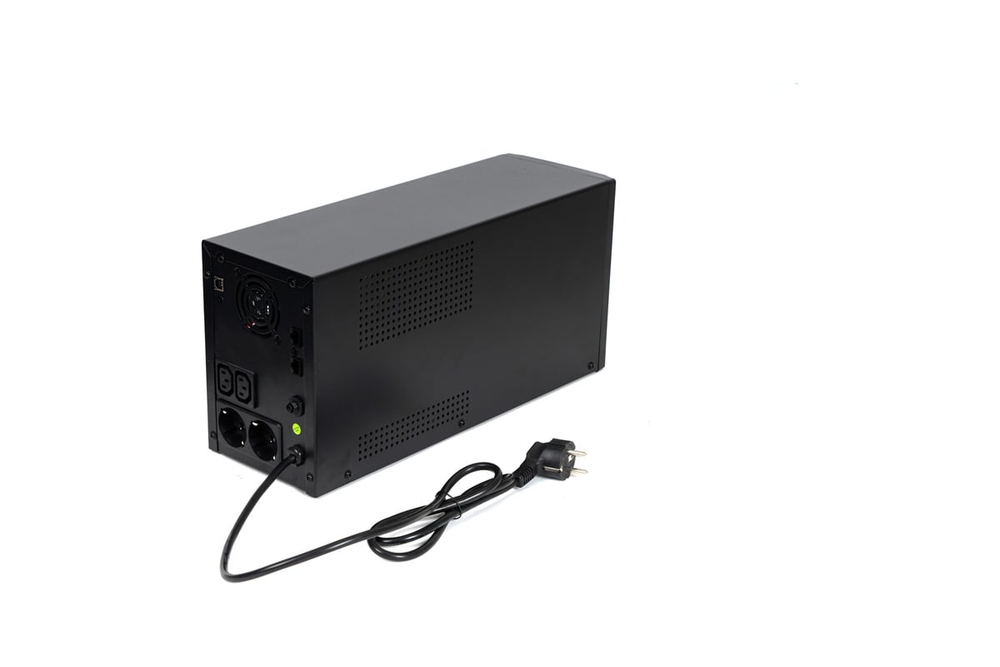 Источник бесперебойного питания SKAT-UPS 3000-IN-4x9