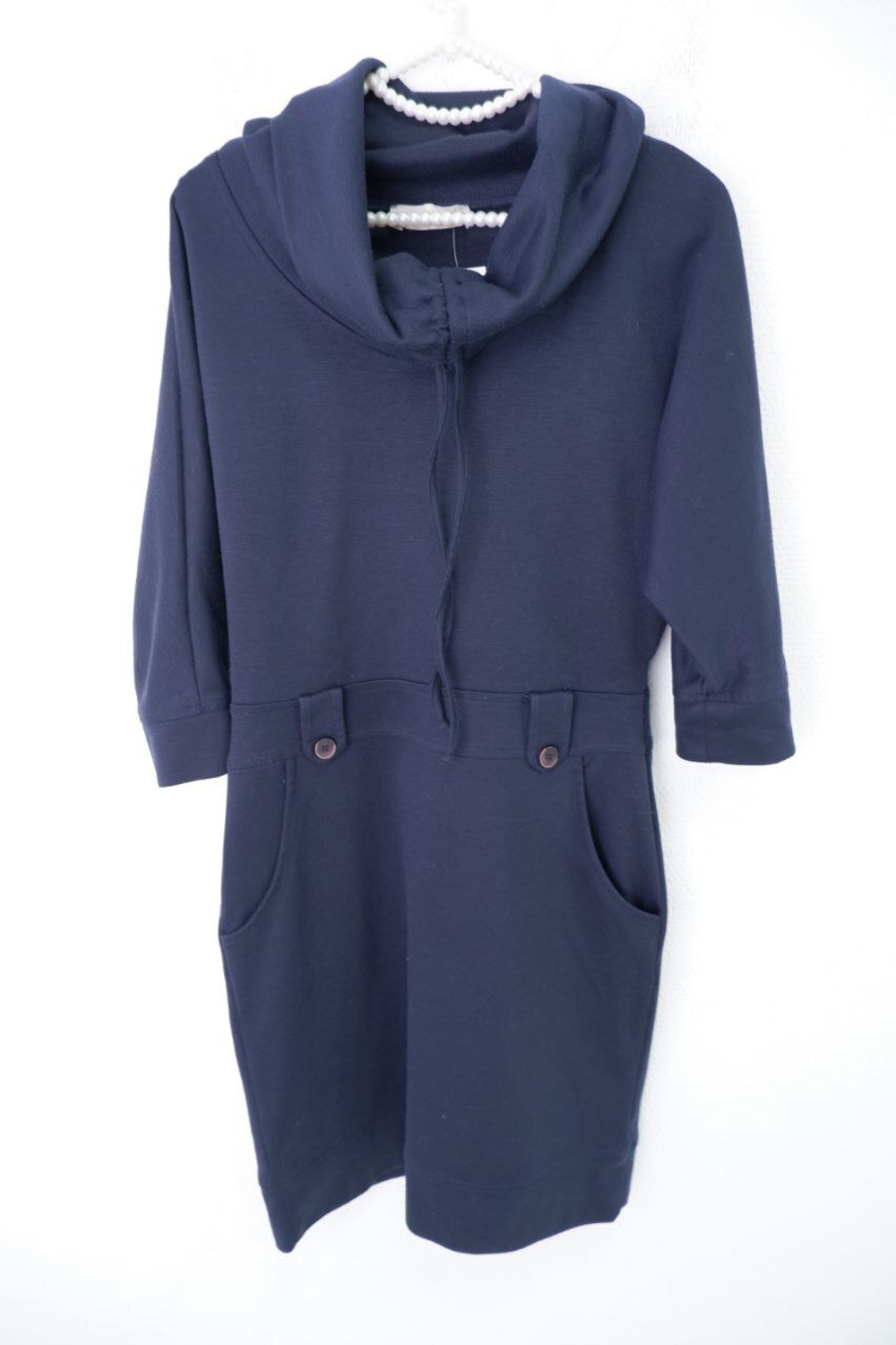 Платье Womanity  лаконичное 44 размер