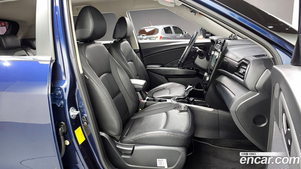 KG Mobility (Ssangyong) Very New Tivoli Бензин 1.5 2WD (06.2020)