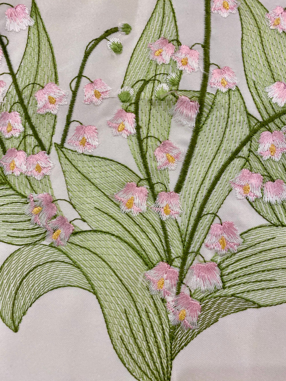 Наволочка декоративная с вышивкой (Германия) 45х45см