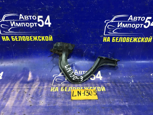 Петля капота правая TOYOTA HILUX SURF 1992