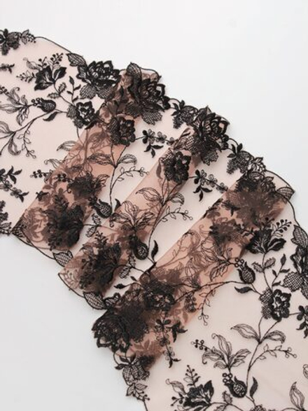 Вышивка на сетке телесная с черным неэластичная ширина 16 см ОТРЕЗ 1 м