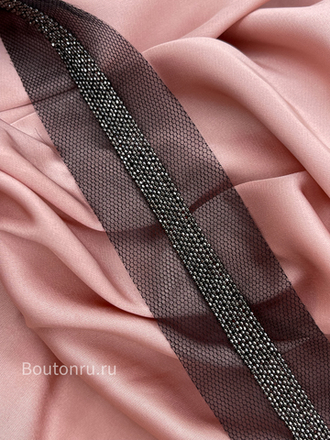 Тесьма мониль графит на черной сетке (10 рядов)