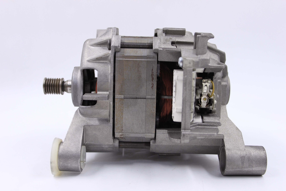 Двигатель(мотор) стиральной машины Bosch Siemens, 9000040213,00145546,9000040214,142369 (6 контактов)