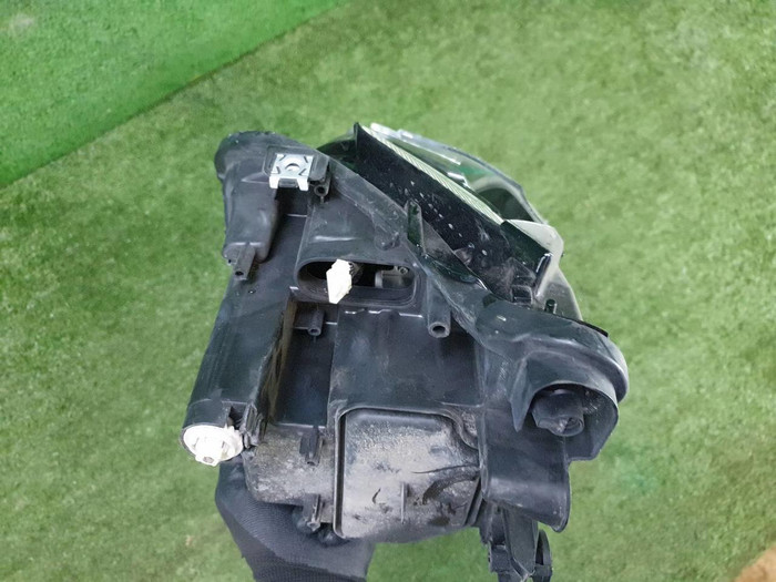 Битая Фара левая VW Touareg 3 (2018-н.в.) LED