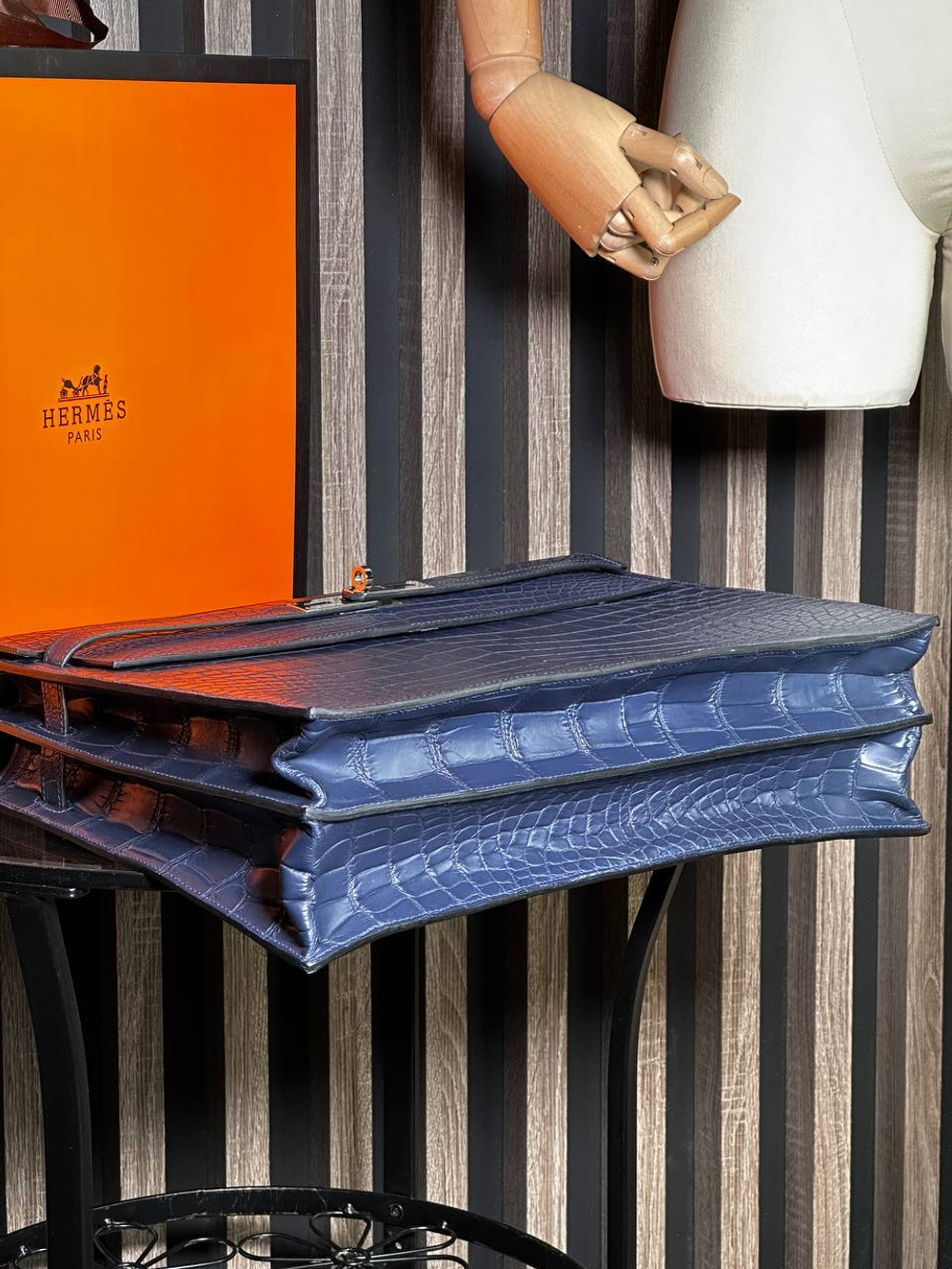 Портфель из кожи крокодила Hermes