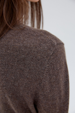 Водолазка из шерсти и кашемира шоколад