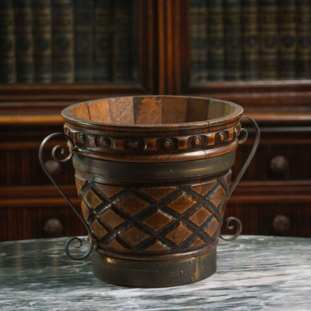 Старинное ведро