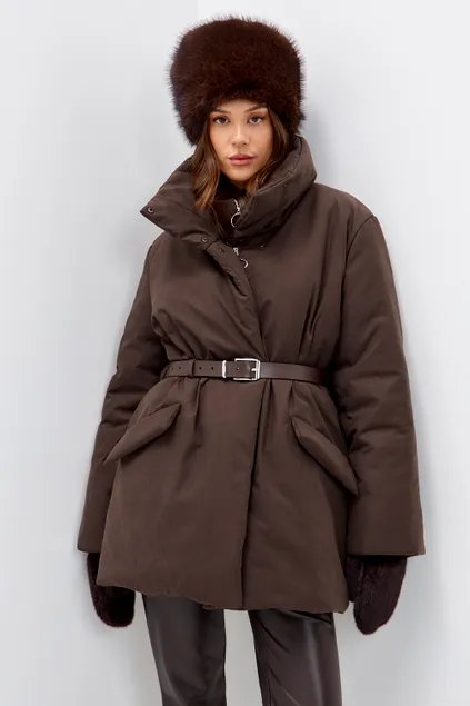 Куртка зимняя на поясе Фрости шоколадного цвета